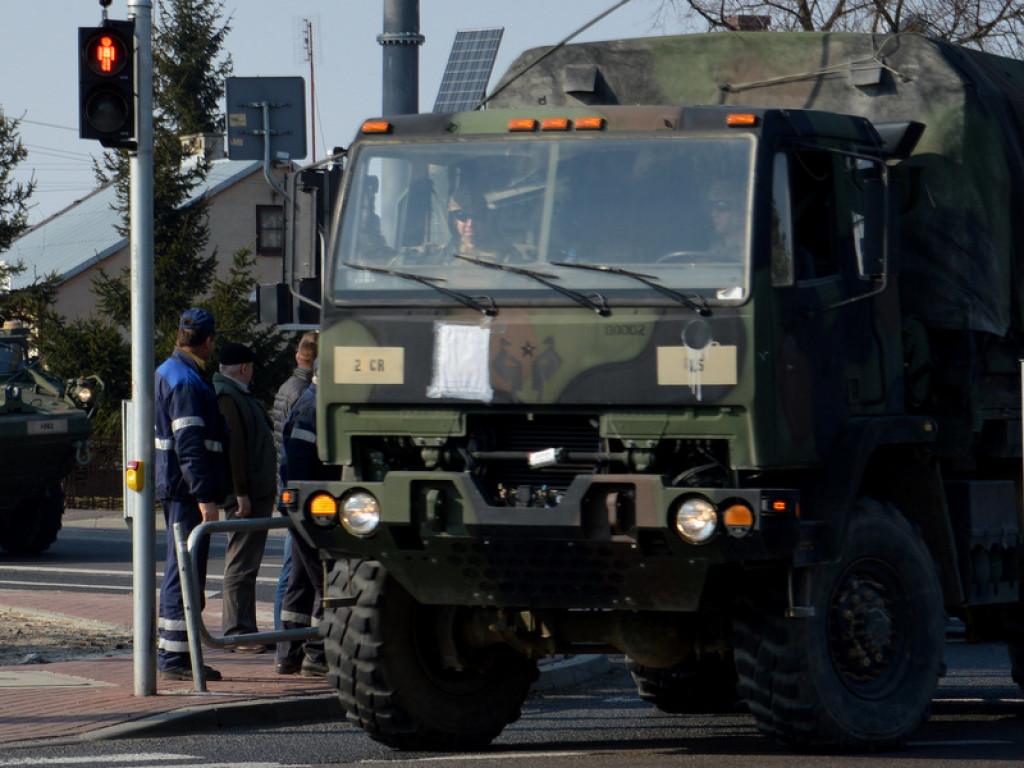 Konwój amerykańskiego wojska przejechał przez Radzyń