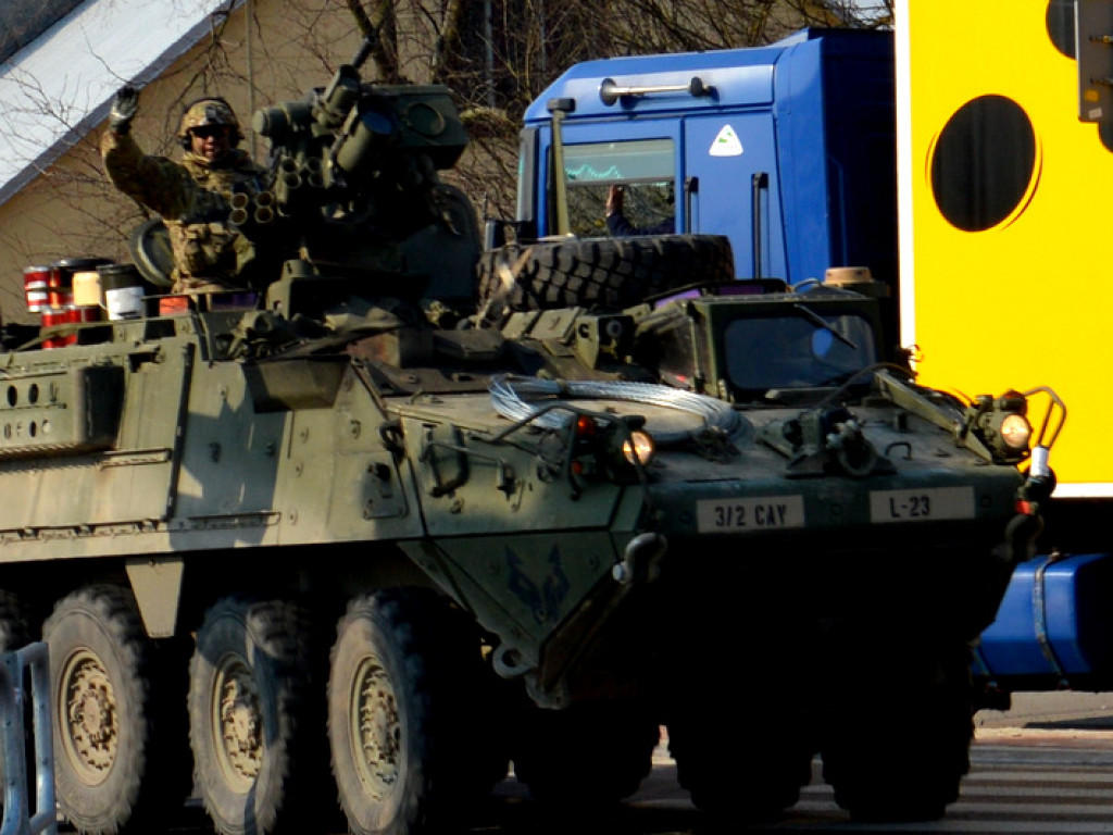 Konwój amerykańskiego wojska przejechał przez Radzyń