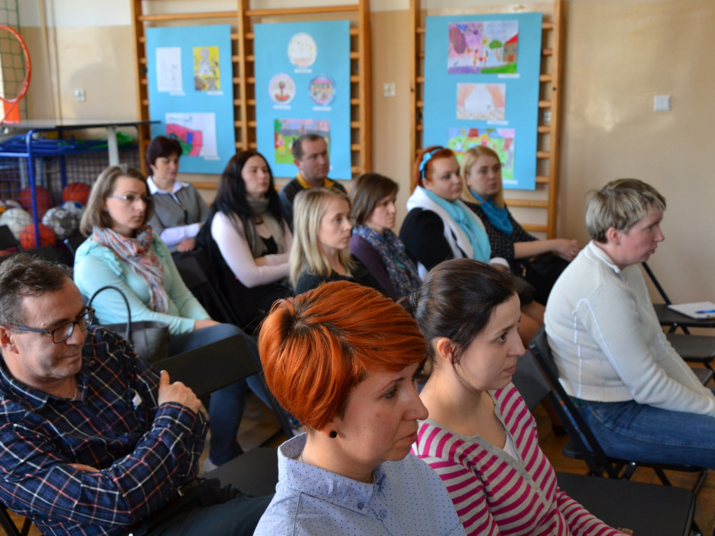 TYDZIEŃ Z AUTYZMEM W RADZYŃSKIEJ KRAINIE SREDECZNOŚCI 