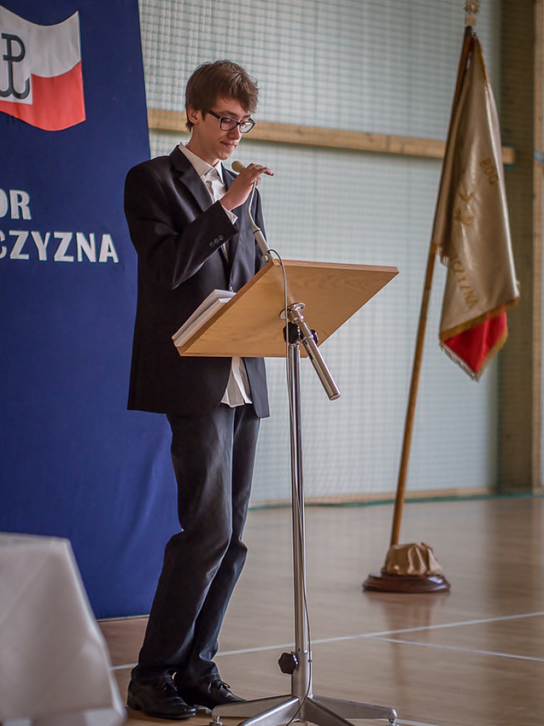  Uroczystość przekazania Sztandaru w I LO