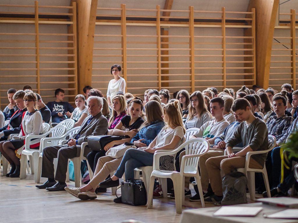  Uroczystość przekazania Sztandaru w I LO