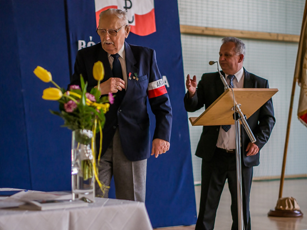  Uroczystość przekazania Sztandaru w I LO