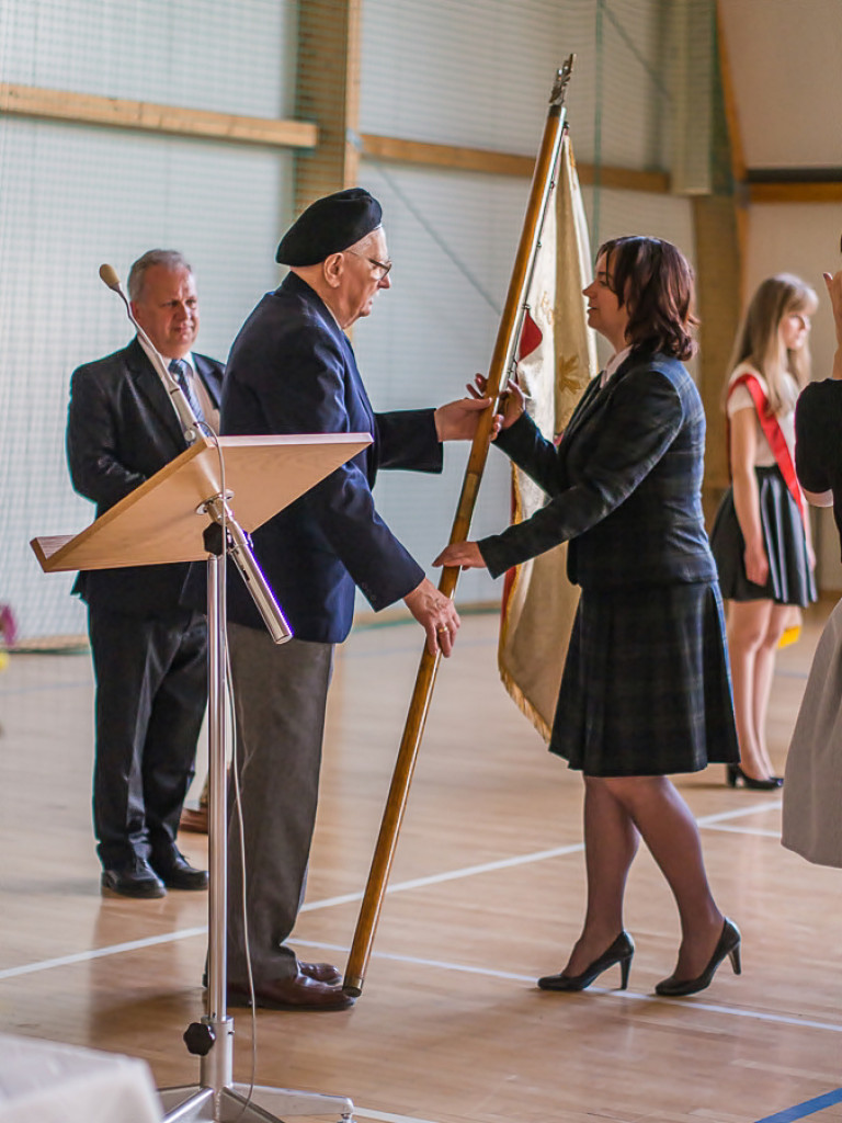  Uroczystość przekazania Sztandaru w I LO