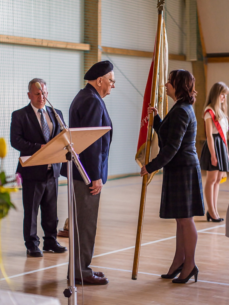  Uroczystość przekazania Sztandaru w I LO