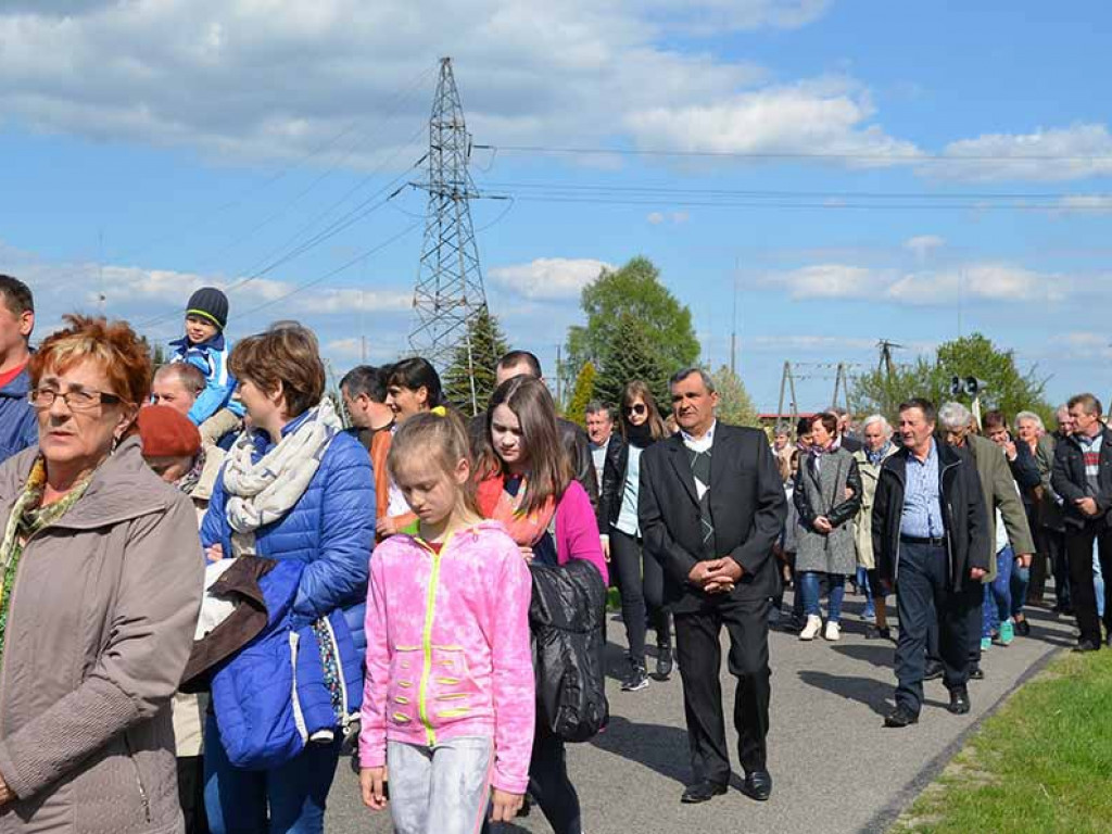 Uroczystość poswięcenia pól w Białej