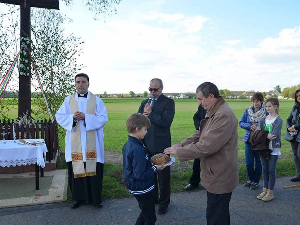 Uroczystość poswięcenia pól w Białej