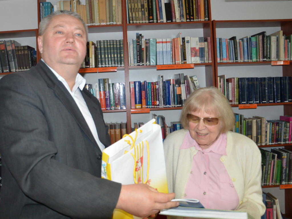 Być w każdej sytuacji optymistą, czyli spotkanie autorskie Anieli Książek-Szczepanikowej