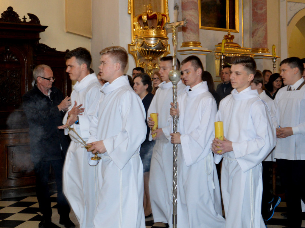 Uroczystość bierzmowania w parafii  św. Trójcy