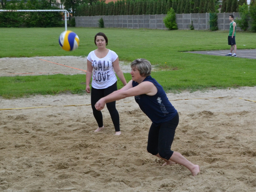 Otwarcie sezonu siatkówki plażowej - Siatkarski Turniej 