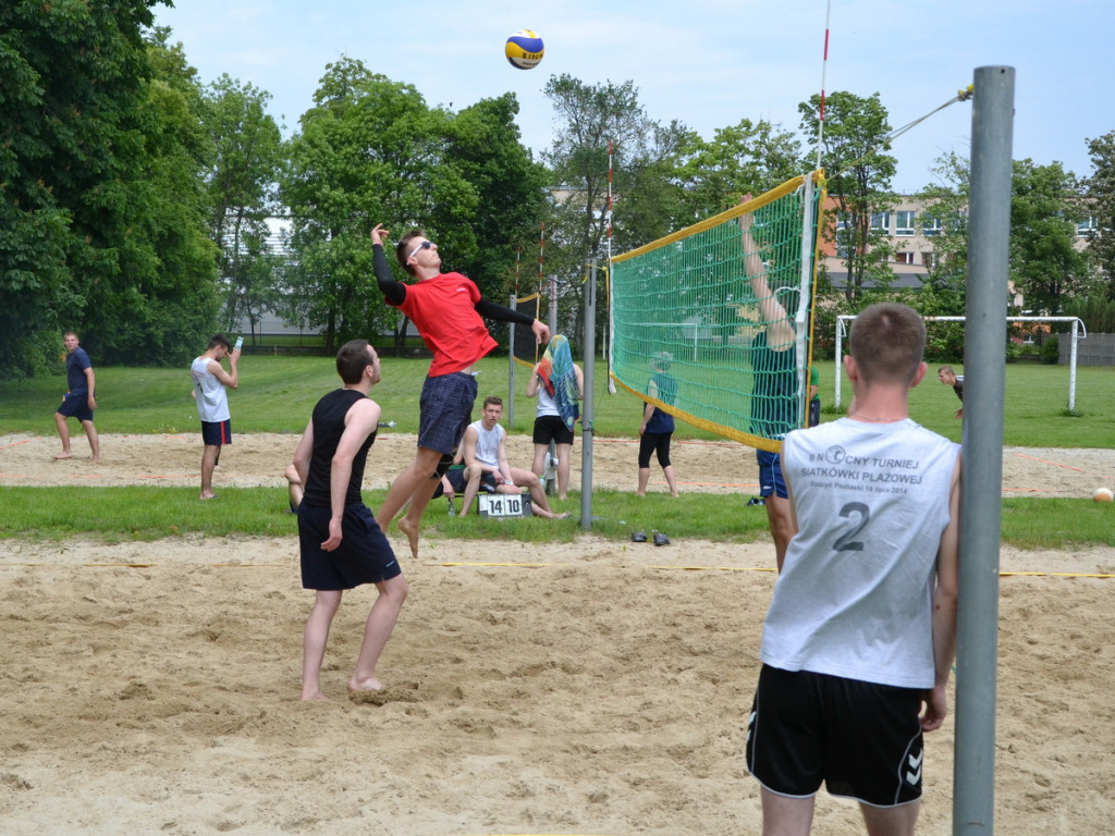 Otwarcie sezonu siatkówki plażowej - Siatkarski Turniej 
