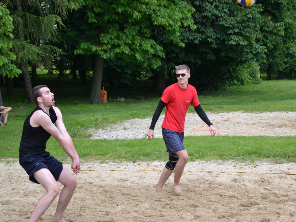Otwarcie sezonu siatkówki plażowej - Siatkarski Turniej 