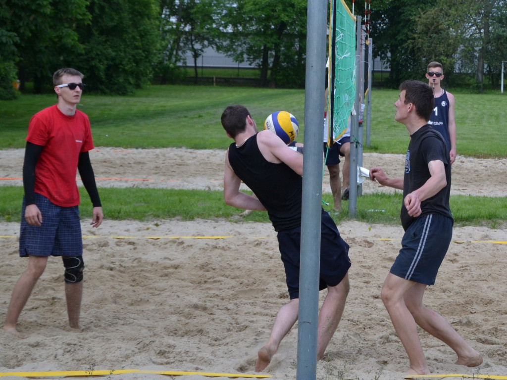Otwarcie sezonu siatkówki plażowej - Siatkarski Turniej 