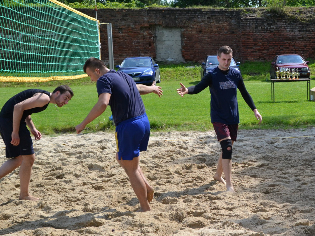 Otwarcie sezonu siatkówki plażowej - Siatkarski Turniej 