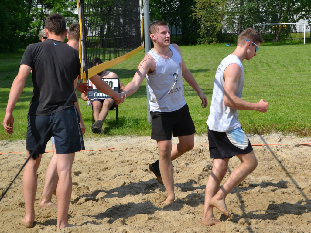 Otwarcie sezonu siatkówki plażowej - Siatkarski Turniej 