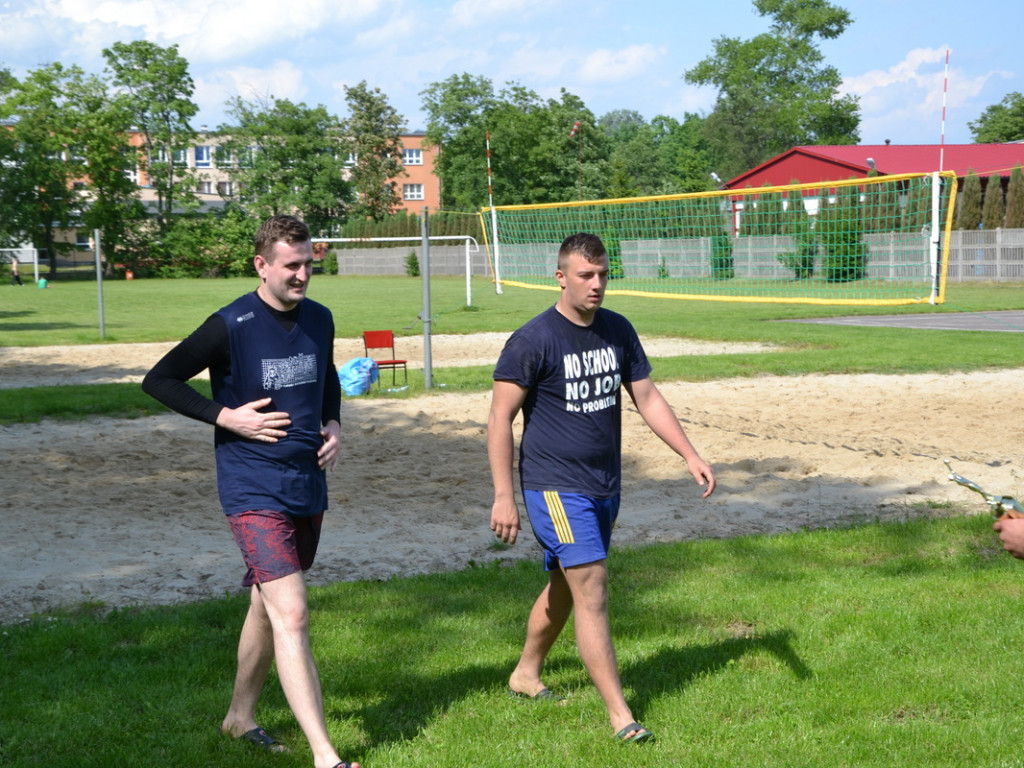 Otwarcie sezonu siatkówki plażowej - Siatkarski Turniej 