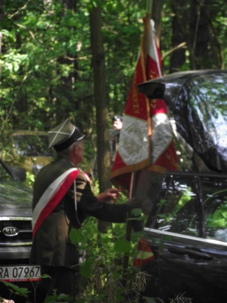 Pamięć nie umiera nigdy - uroczystości na Uroczysku Baran