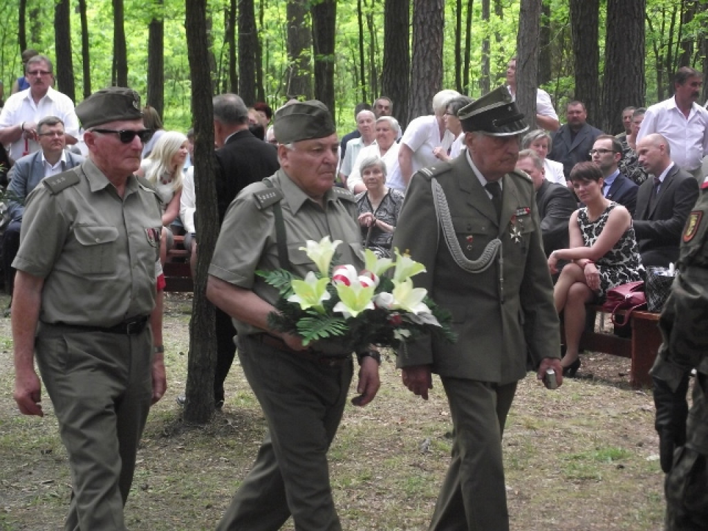 Pamięć nie umiera nigdy - uroczystości na Uroczysku Baran