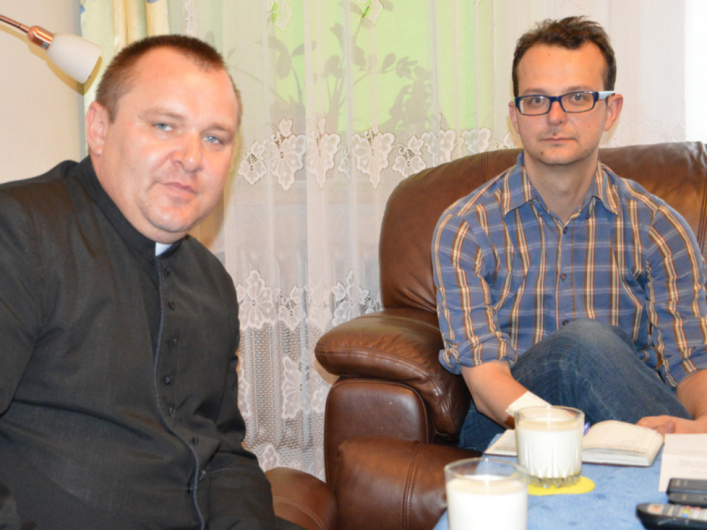 Jasno postawiona barykada - wywiad z wikariuszem parafii MBNP, ks. Zbigniewem Rozmysłem