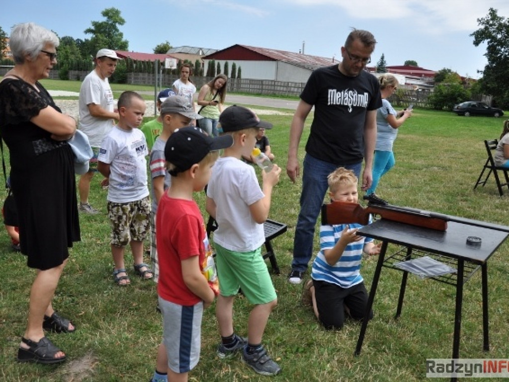 Malowali, tańczyli i strzelali - będą pływać i poznawać oldskulowe gry