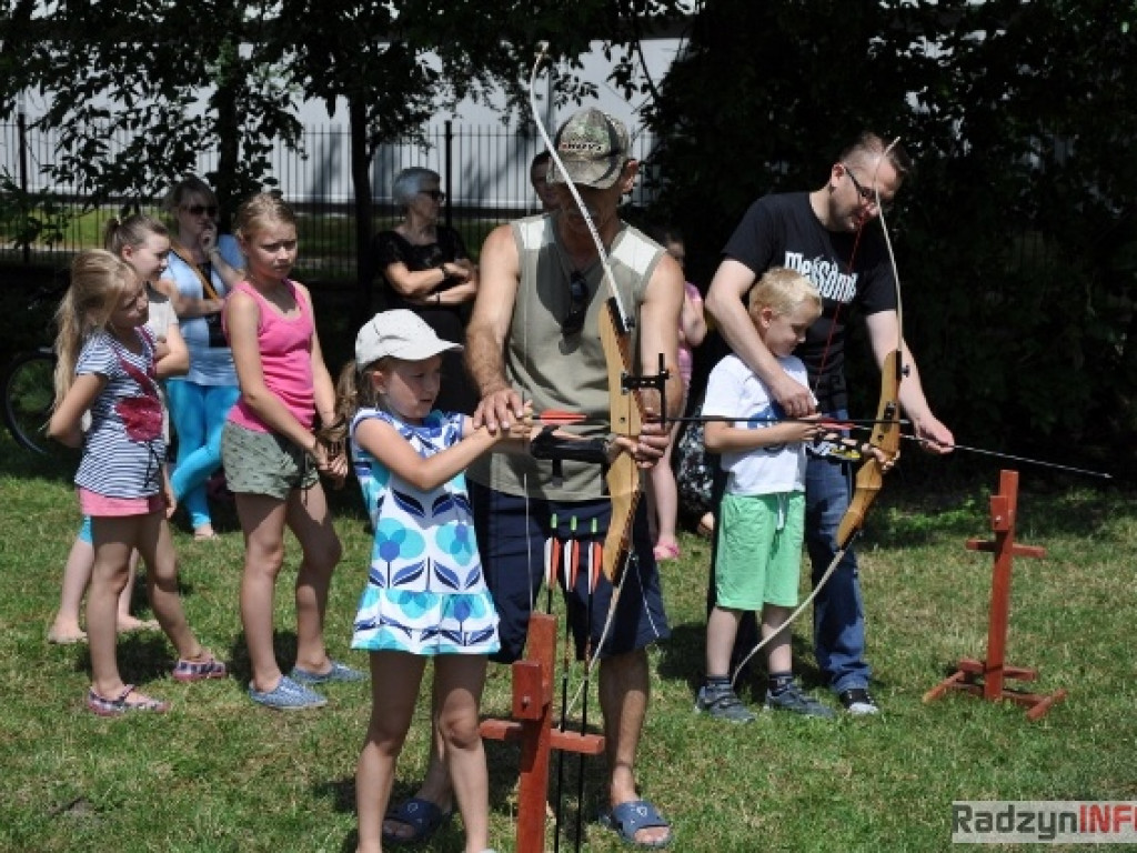 Malowali, tańczyli i strzelali - będą pływać i poznawać oldskulowe gry