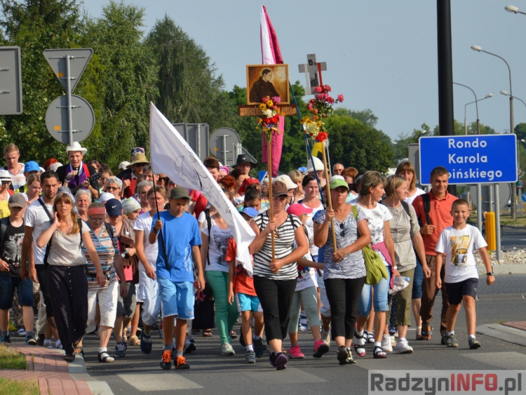 Wejście Pielgrzymki do Radzynia
