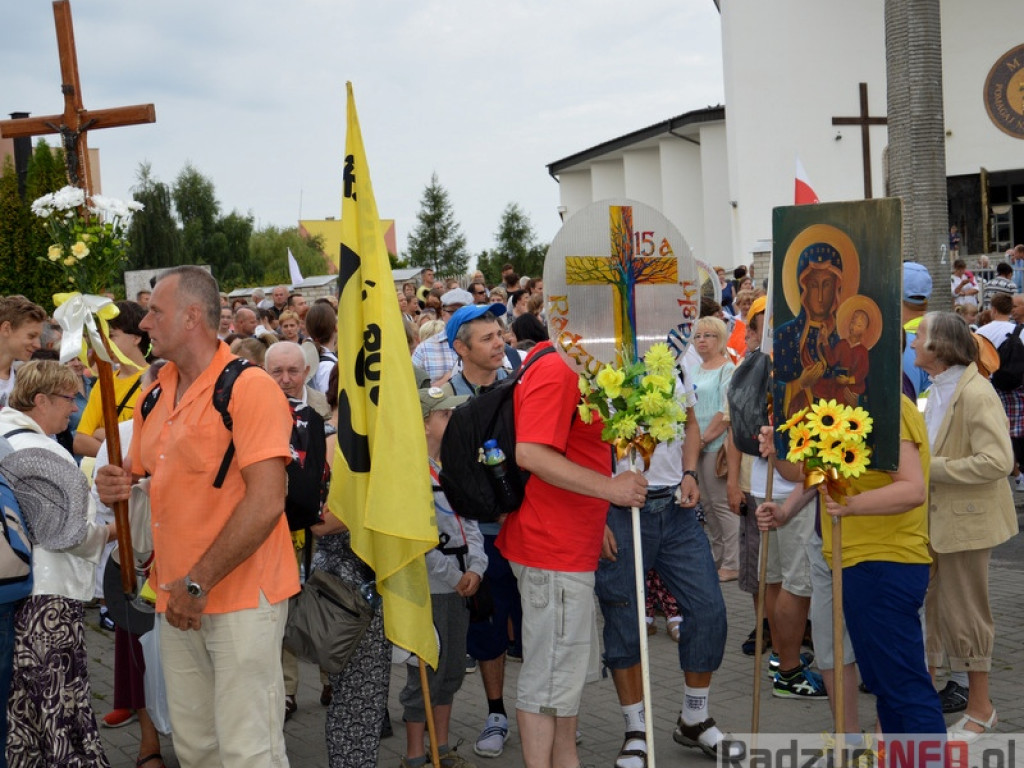 Pielgrzymi już w drodze!
