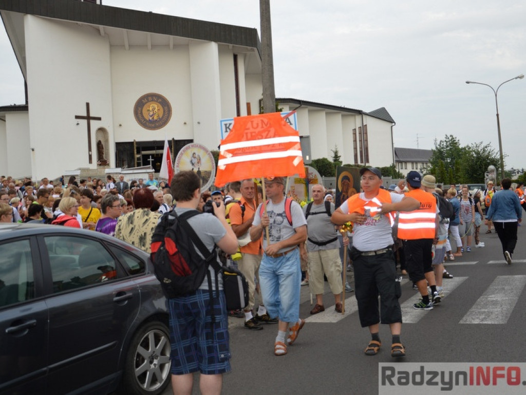Pielgrzymi już w drodze!