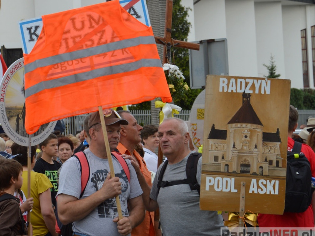 Pielgrzymi już w drodze!