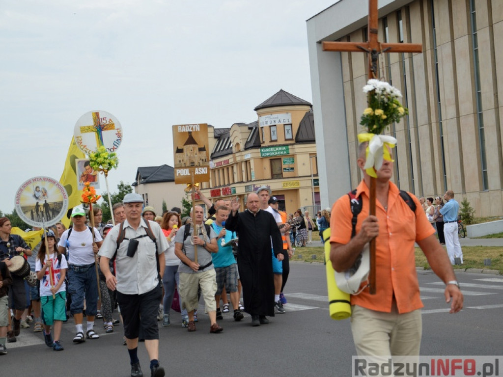 Pielgrzymi już w drodze!