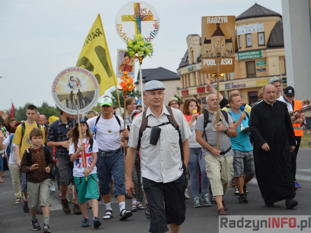 Pielgrzymi już w drodze!
