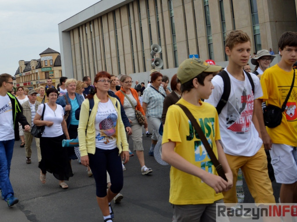Pielgrzymi już w drodze!