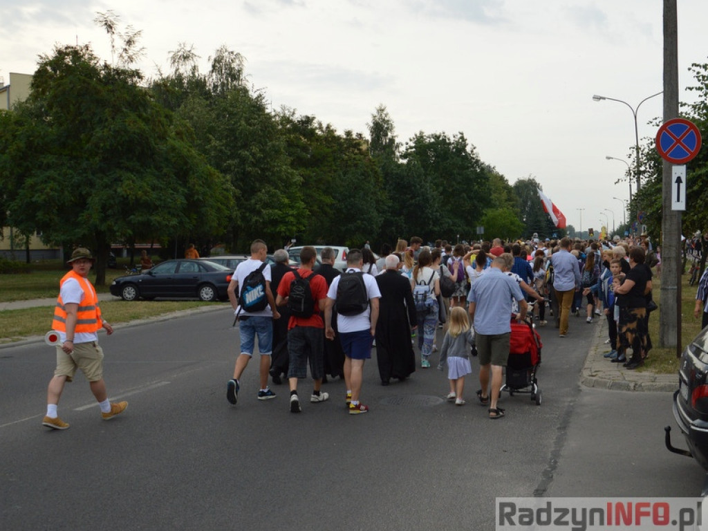 Pielgrzymi już w drodze!