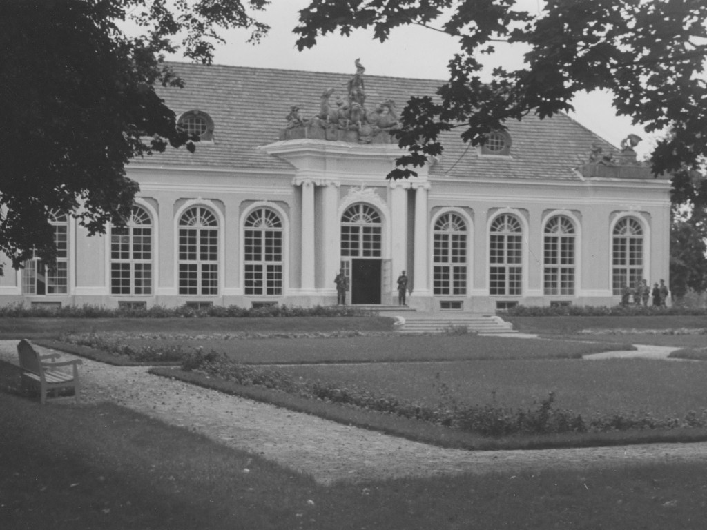 Jak Niemcy pałac radzyński restaurowali