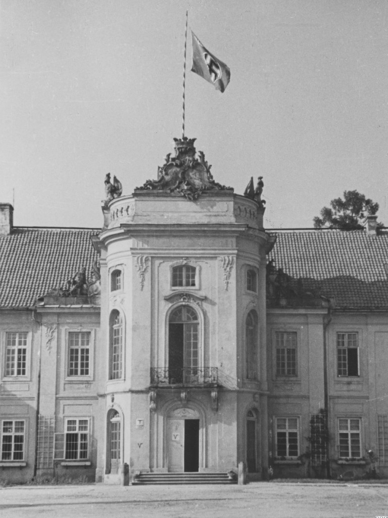 Jak Niemcy pałac radzyński restaurowali