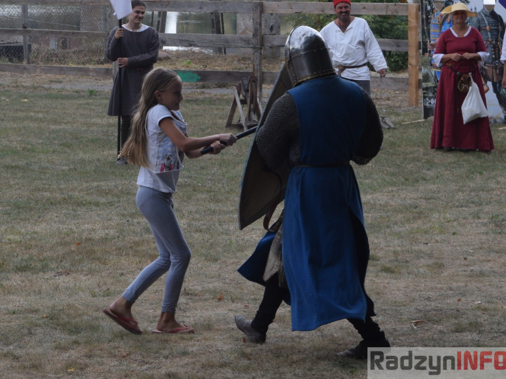 Wspomnienie dawnych czasów czyli Festiwal Łucznictwa Tradycyjnego w Czemiernikach