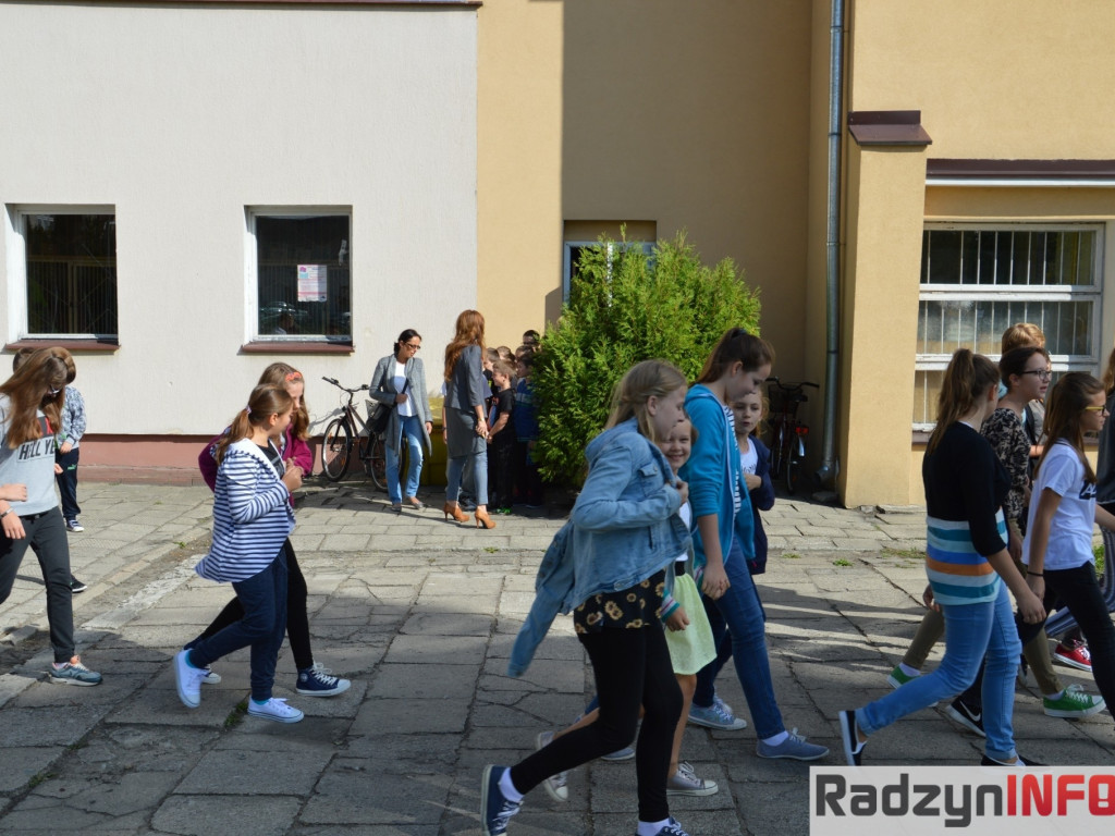 Próbna ewakuacja w szkołach