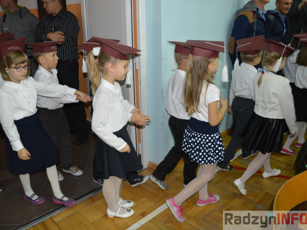 Ślubowanie uczniów klas pierwszych w Szkole Podstawowej nr 2