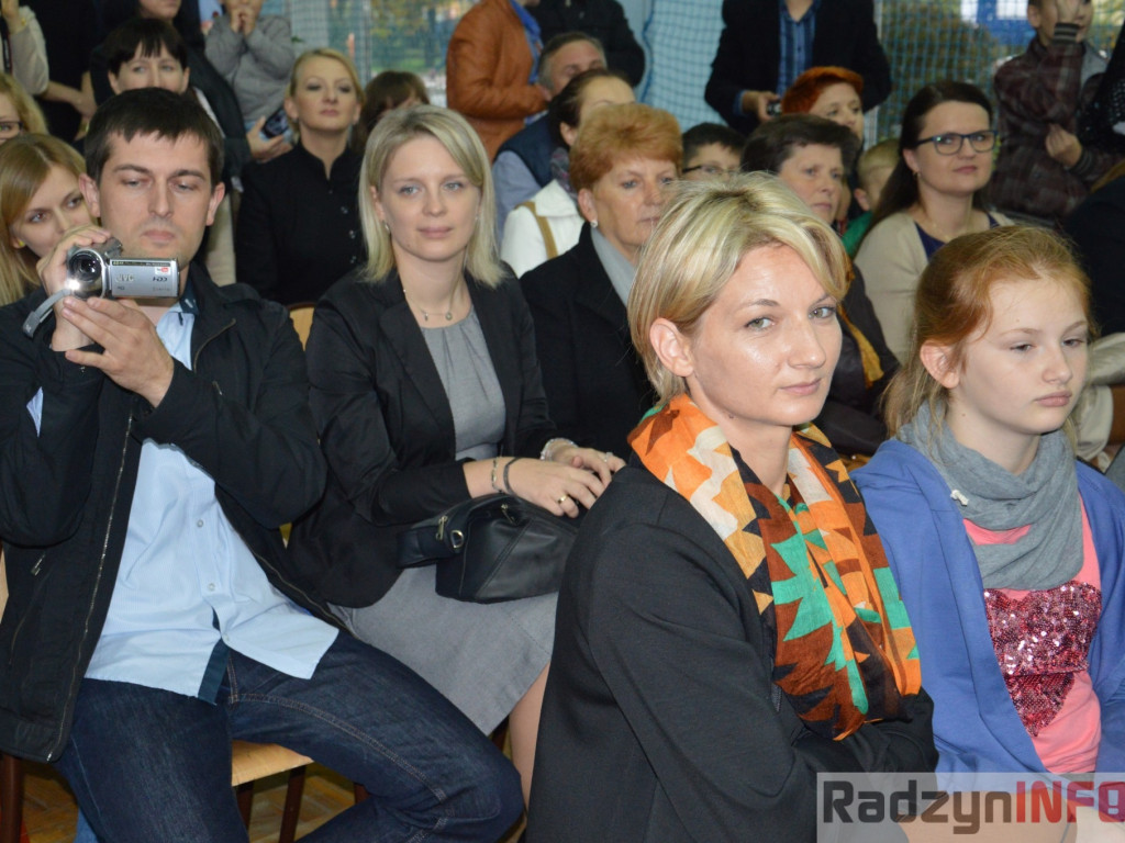 Ślubowanie uczniów klas pierwszych w Szkole Podstawowej nr 2