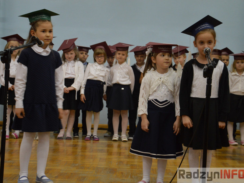 Ślubowanie uczniów klas pierwszych w Szkole Podstawowej nr 2
