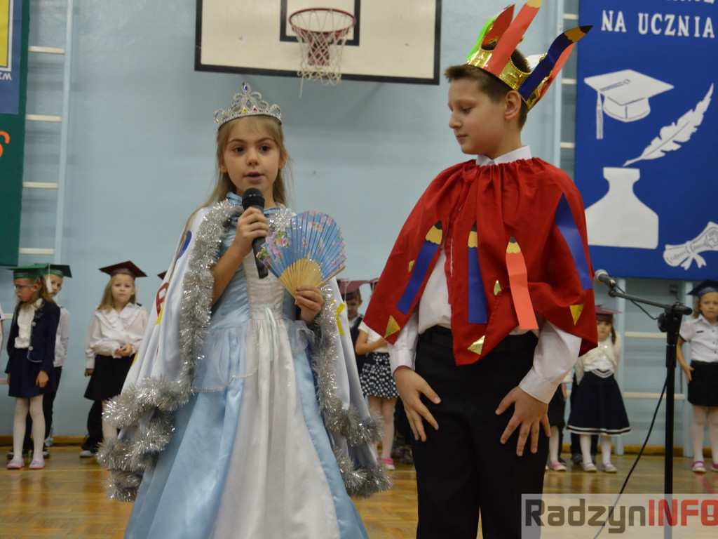 Ślubowanie uczniów klas pierwszych w Szkole Podstawowej nr 2