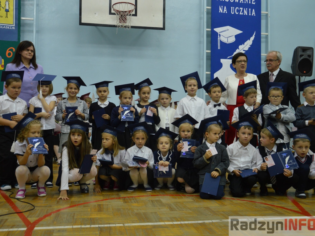 Ślubowanie uczniów klas pierwszych w Szkole Podstawowej nr 2