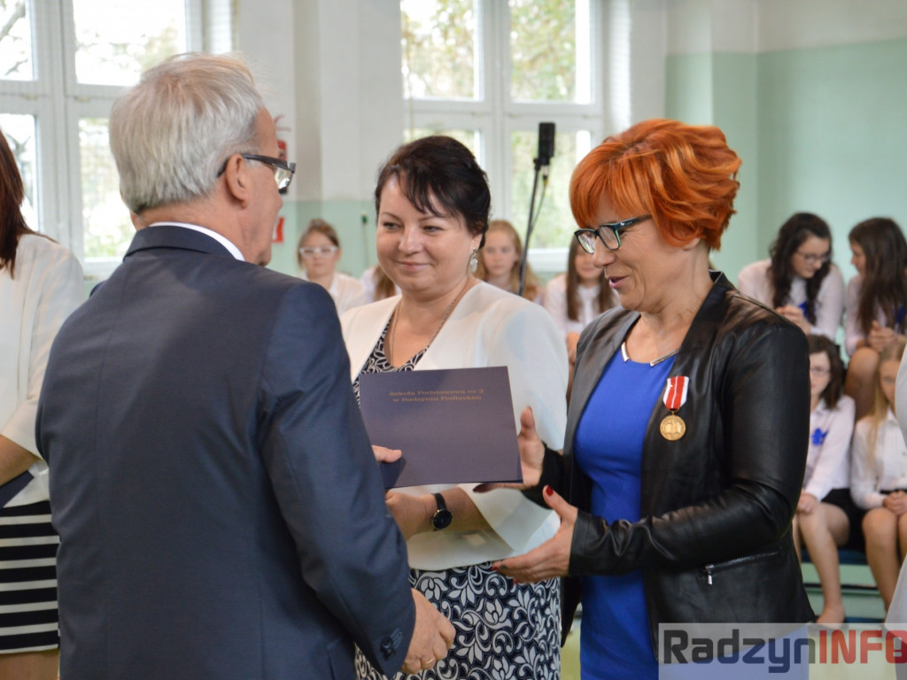 Przemówienia gości jubileuszu 50-lecia SP2 + fotorelacja