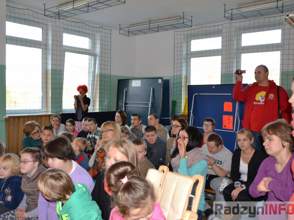 Fundacja dr Clowna z wizytą w Specjalnym Ośrodku Szkolno-Wychowawczym w Radzyniu Podlaskim