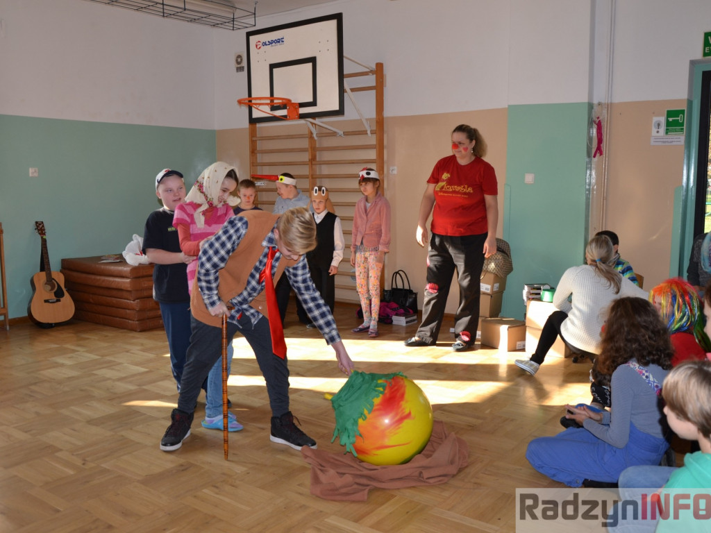 Fundacja dr Clowna z wizytą w Specjalnym Ośrodku Szkolno-Wychowawczym w Radzyniu Podlaskim