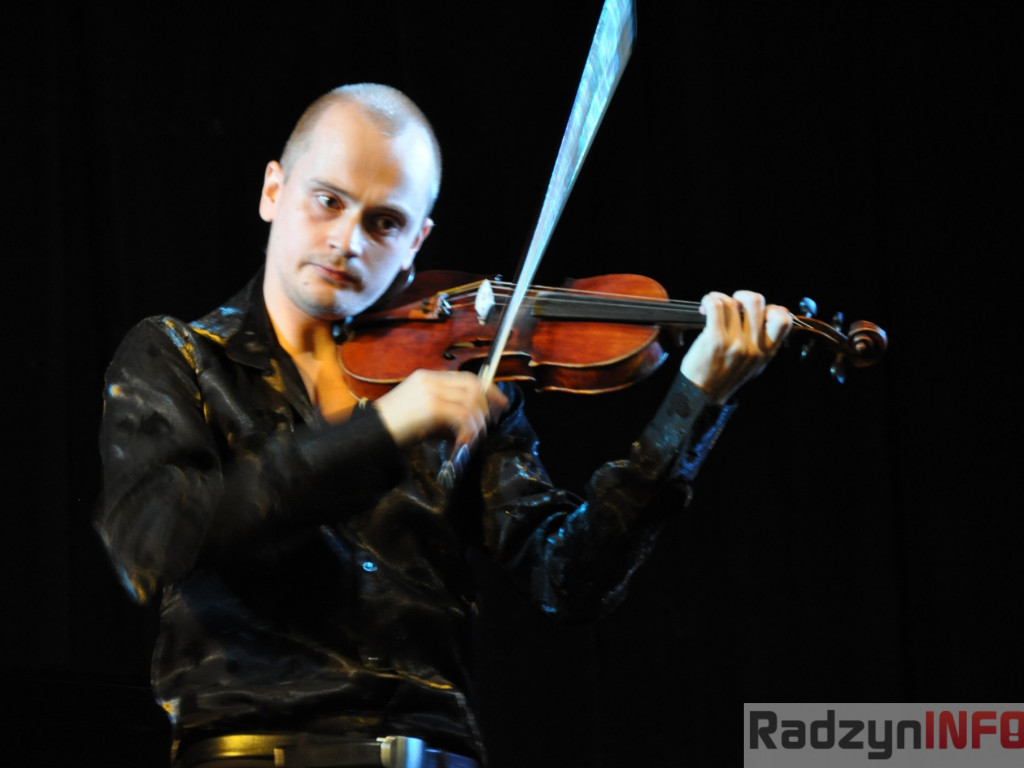 Robert Bachara i Katarzyna Kaczorowska na radzyńskiej scenie