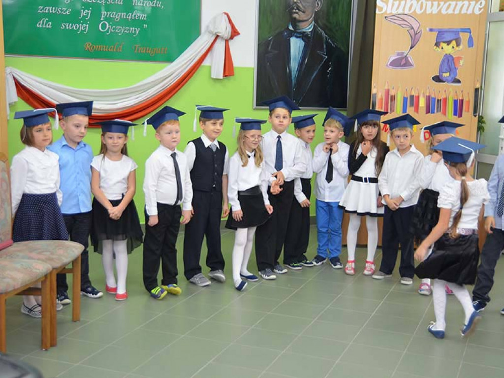 Ślubowanie pierwszoklasistów ze Szkoły Podstawowej w Białej - fotorelacja