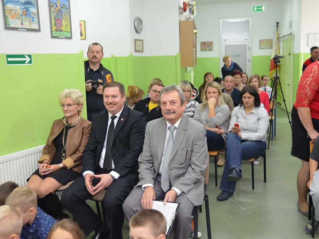 Ślubowanie pierwszoklasistów ze Szkoły Podstawowej w Białej - fotorelacja