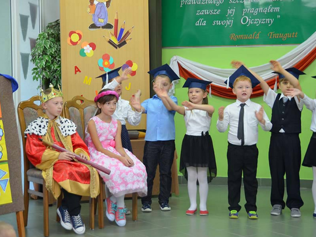 Ślubowanie pierwszoklasistów ze Szkoły Podstawowej w Białej - fotorelacja