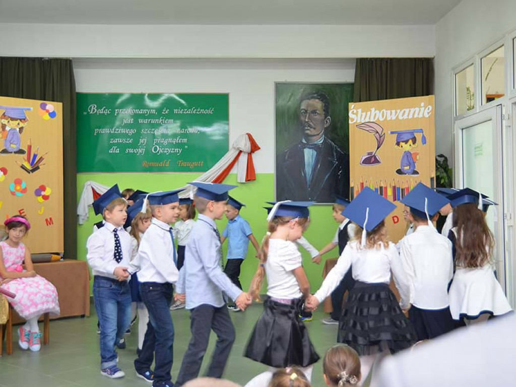 Ślubowanie pierwszoklasistów ze Szkoły Podstawowej w Białej - fotorelacja