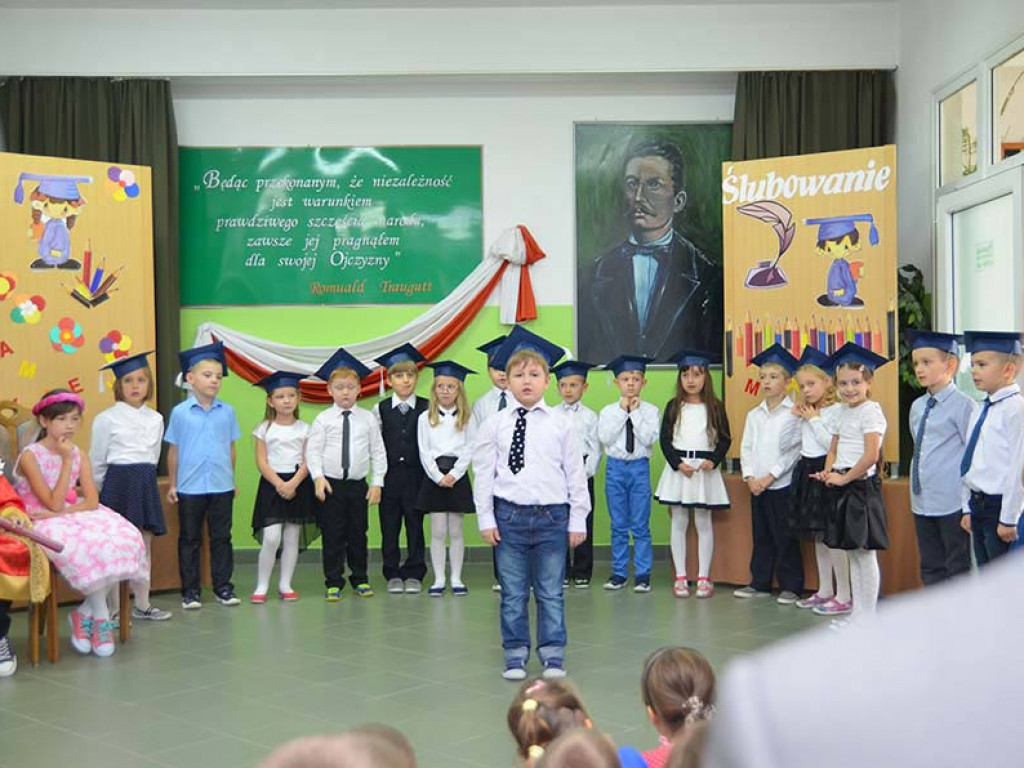 Ślubowanie pierwszoklasistów ze Szkoły Podstawowej w Białej - fotorelacja